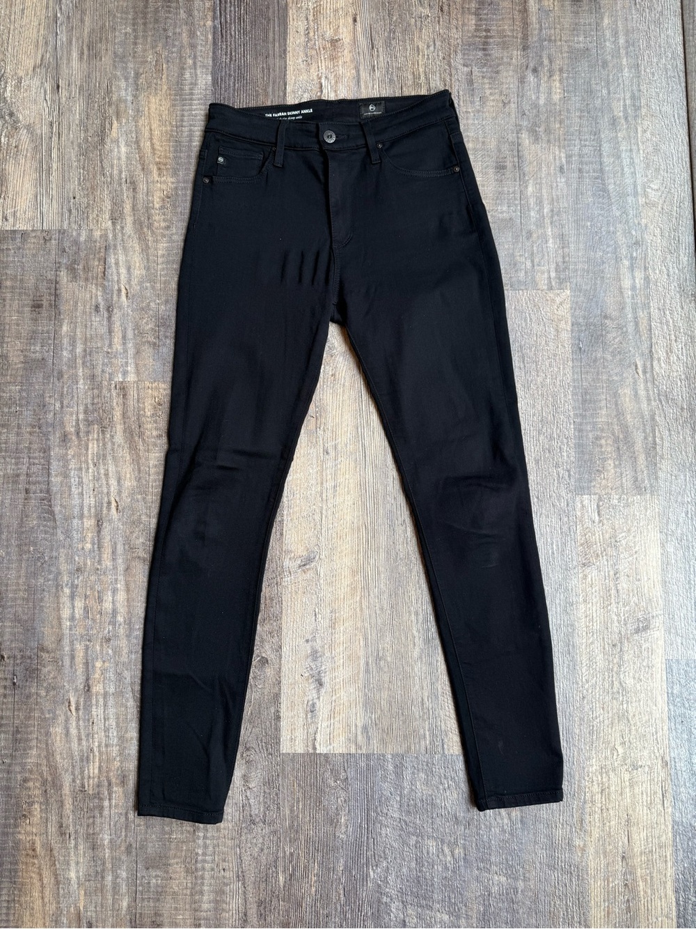 AG Adriano Goldschmied Black Women’s The Farrah Skinny Ankle Jeans